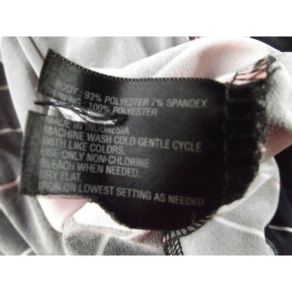 Women's Dress XL Black White Coral Orange Asymmetrical Neck Geo Print Polyester - Picture 8 of 8